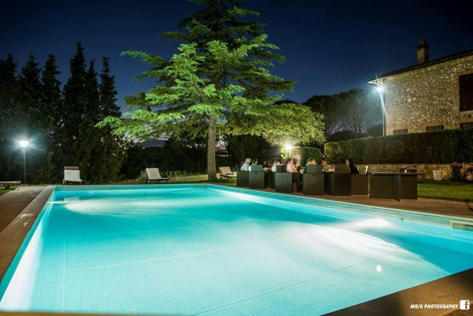 Gorgeous 2-Storey Villa With A Large Private Pool Todi Eksteriør bilde