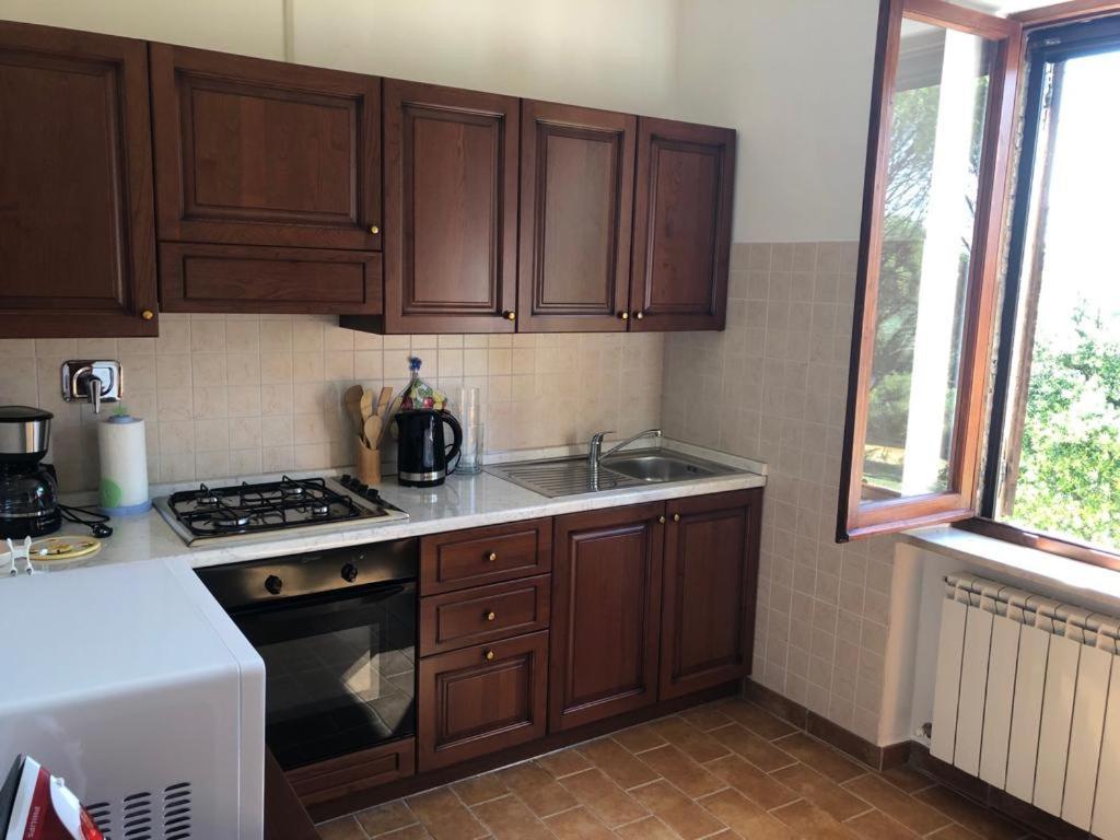 Gorgeous 2-Storey Villa With A Large Private Pool Todi Eksteriør bilde