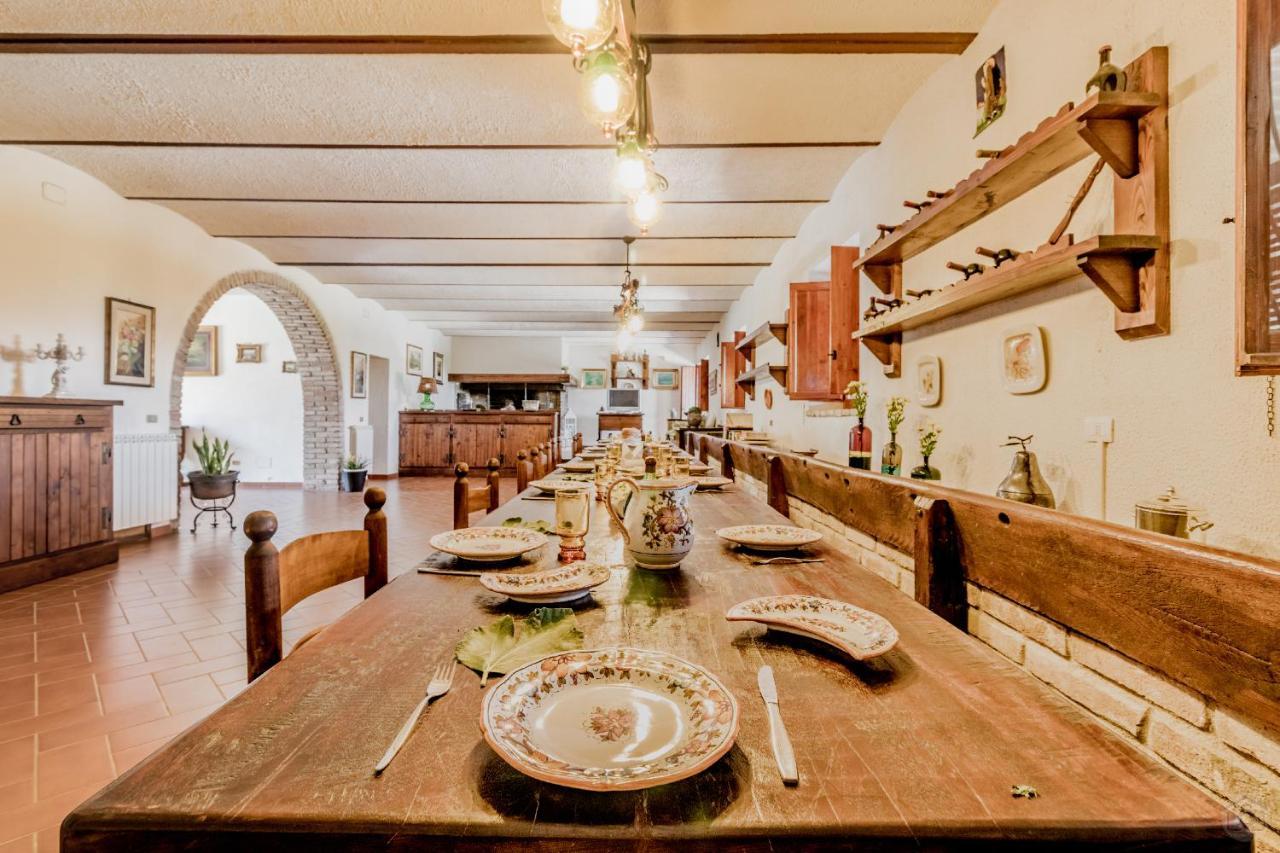 Gorgeous 2-Storey Villa With A Large Private Pool Todi Eksteriør bilde