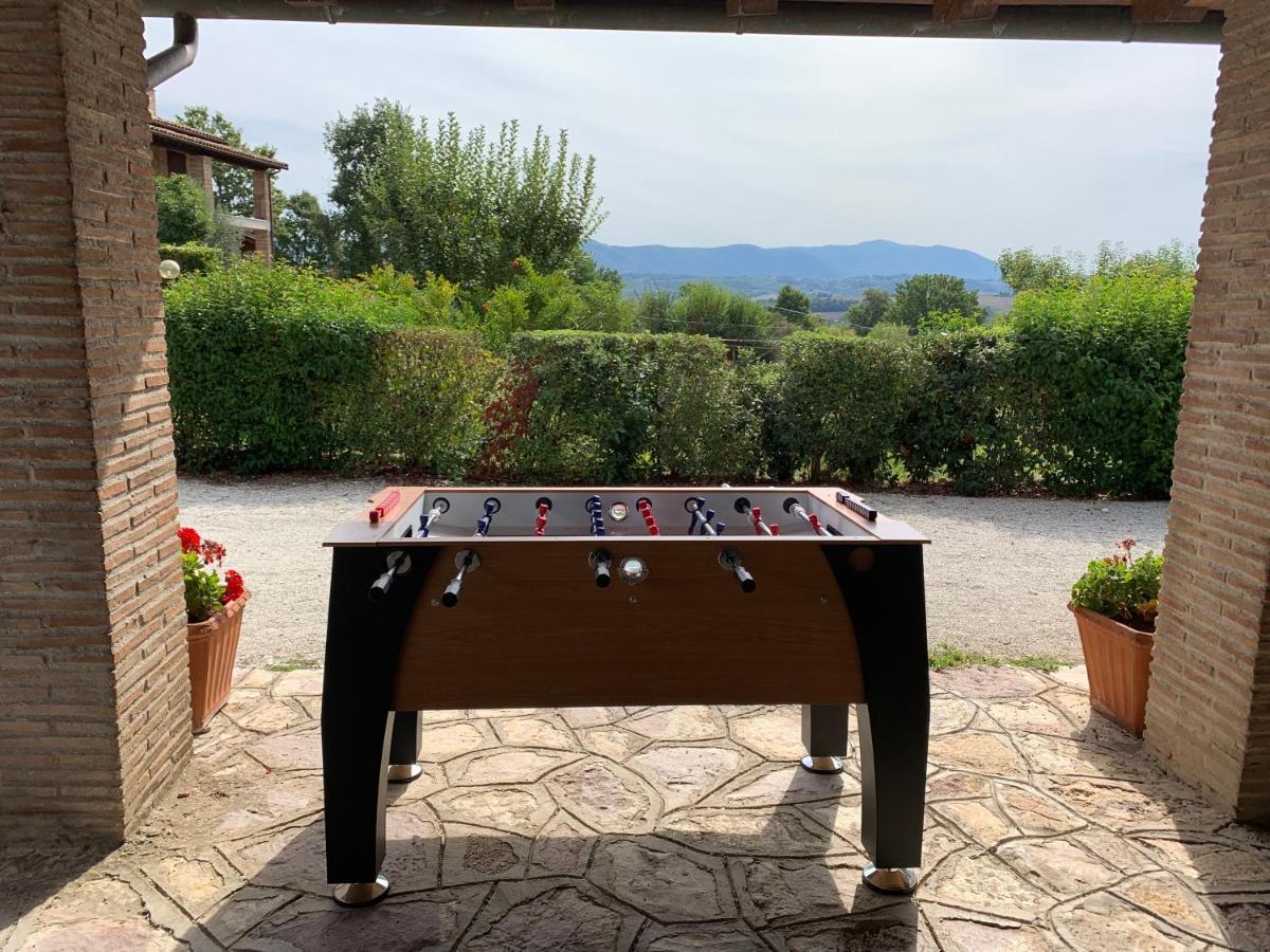 Gorgeous 2-Storey Villa With A Large Private Pool Todi Eksteriør bilde